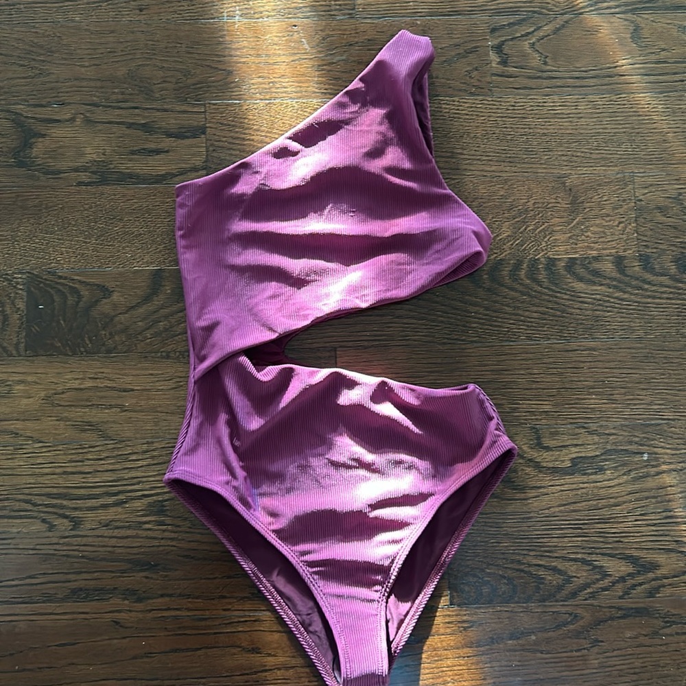 NWOT Free People X Beach Riot Celine Ribbed One-Piece in Grape Z573